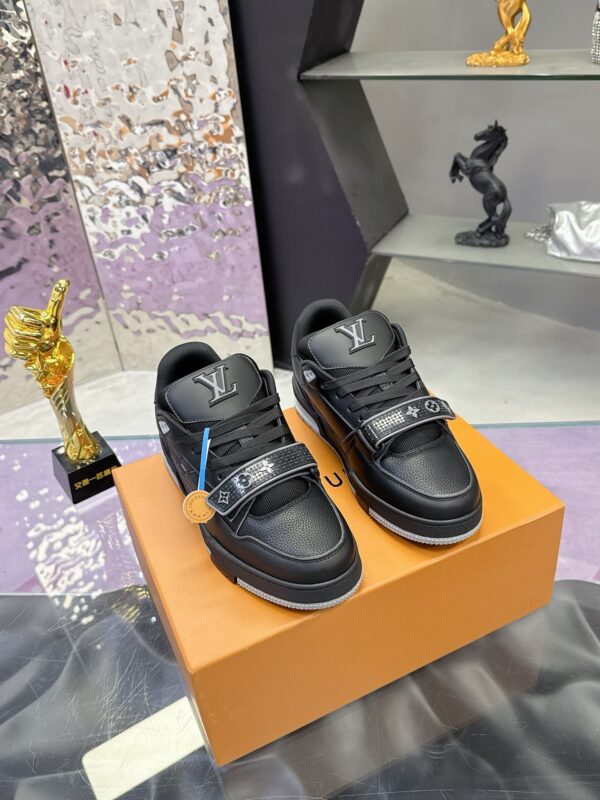 Louis Vuitton LV Trainer All-Black Retro Sneakers