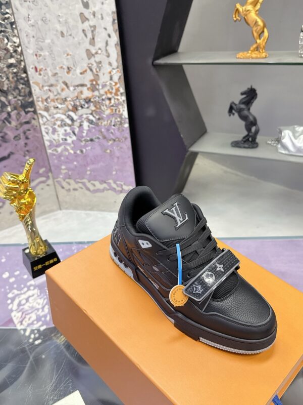 Louis Vuitton LV Trainer All-Black Retro Sneakers