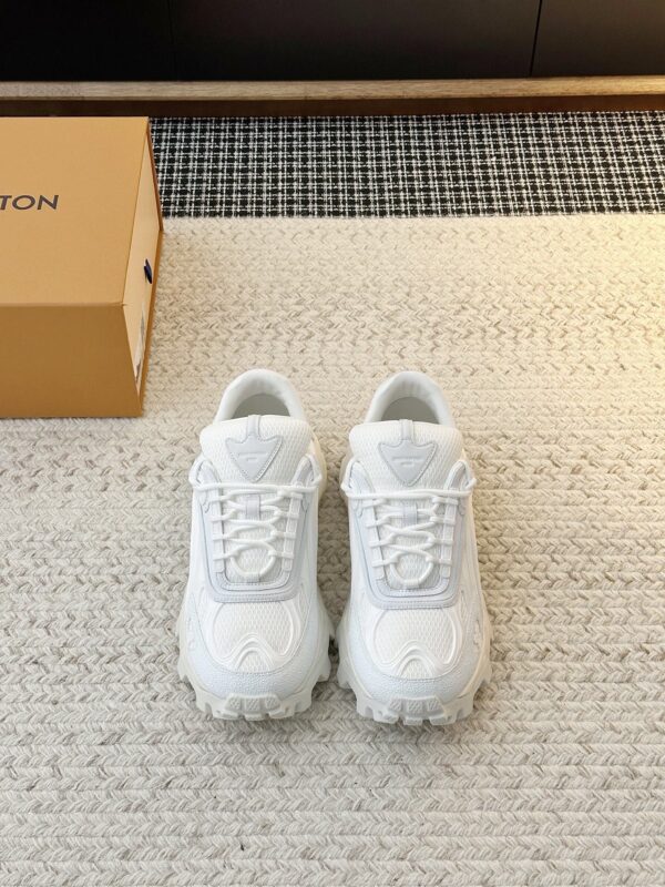 sy_no_00C94F6AB7E3DA3AA883D563CBD9C572_0 Louis Vuitton Women's 2026 Casual Shoes – Platform Lace-Up Sneakers
