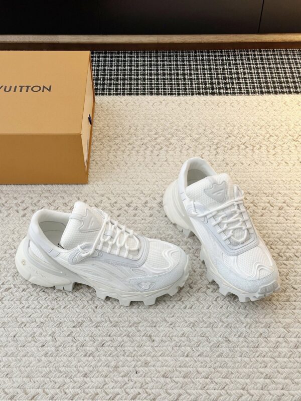 sy_no_00C94F6AB7E3DA3AA883D563CBD9C572_3 Louis Vuitton Women's 2026 Casual Shoes – Platform Lace-Up Sneakers