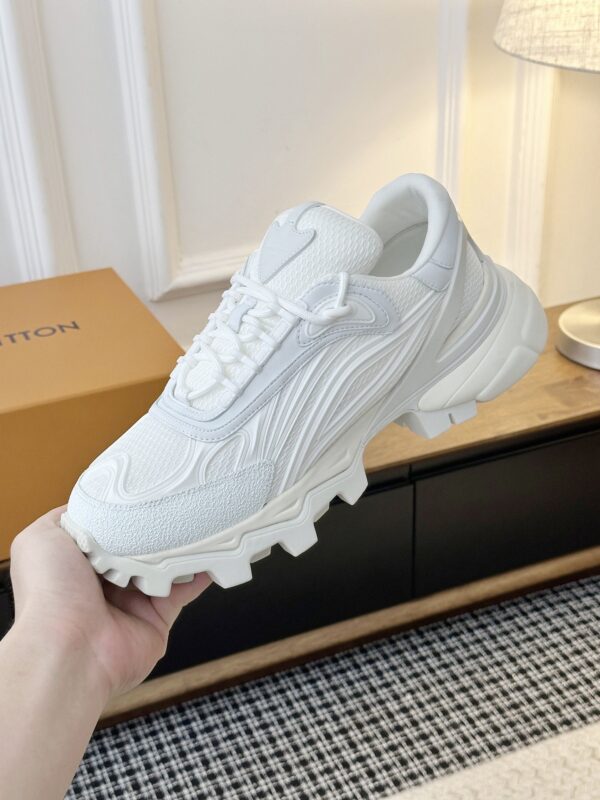 sy_no_00C94F6AB7E3DA3AA883D563CBD9C572_6 Louis Vuitton Women's 2026 Casual Shoes – Platform Lace-Up Sneakers