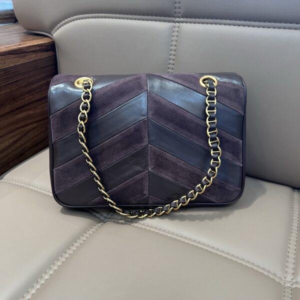 sy_no_00F7FA0F22C035830D9495FF85D18A00_4 GARAVANI Djuna women's shoulder bag in lambskin.
