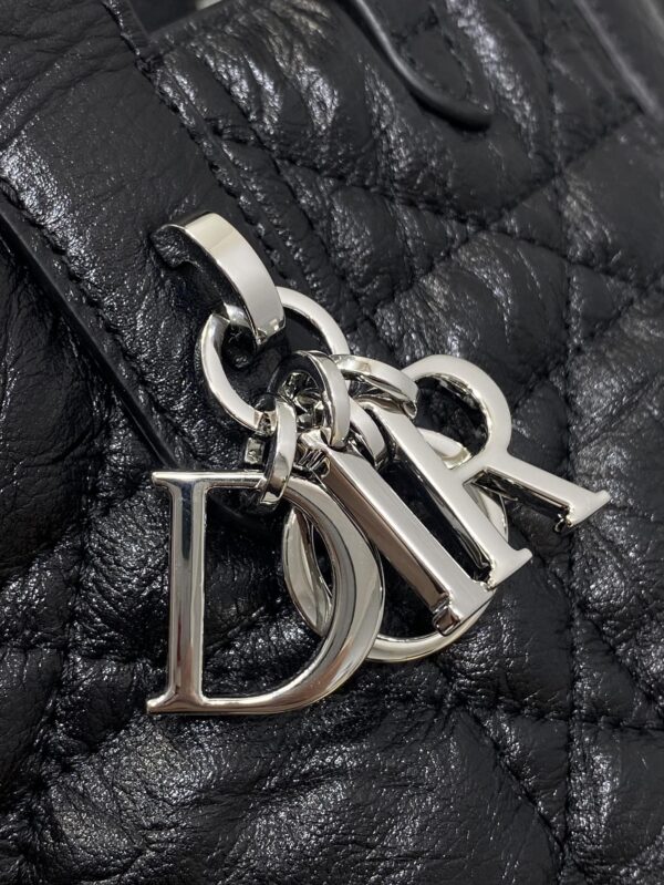 sy_no_01CD160AA4154D12B7B3159340AA3E44_2 DIOR Toujours Mini Handbag – Black Oiled Calfskin