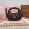 sy_no_02B1B7F79236AB67878FAD4D067BC07F_0 MiuWander Leather Handbag