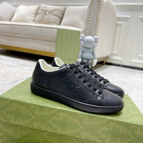 sy_no_02C19A4BC757D29C5B629F646AC1AFBC_0 Gucci Ace Black GG Embossed Leather Low-Top Sneakers