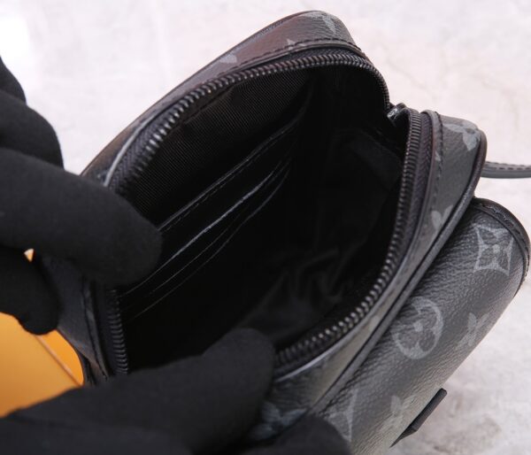 Wearable Wallet Crossbody Bag