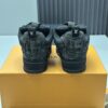 sy_no_043E0C55A4E6982A80F95A38C72742F4_6 Black Rhinestone Low-Top Retro Skate Sneakers