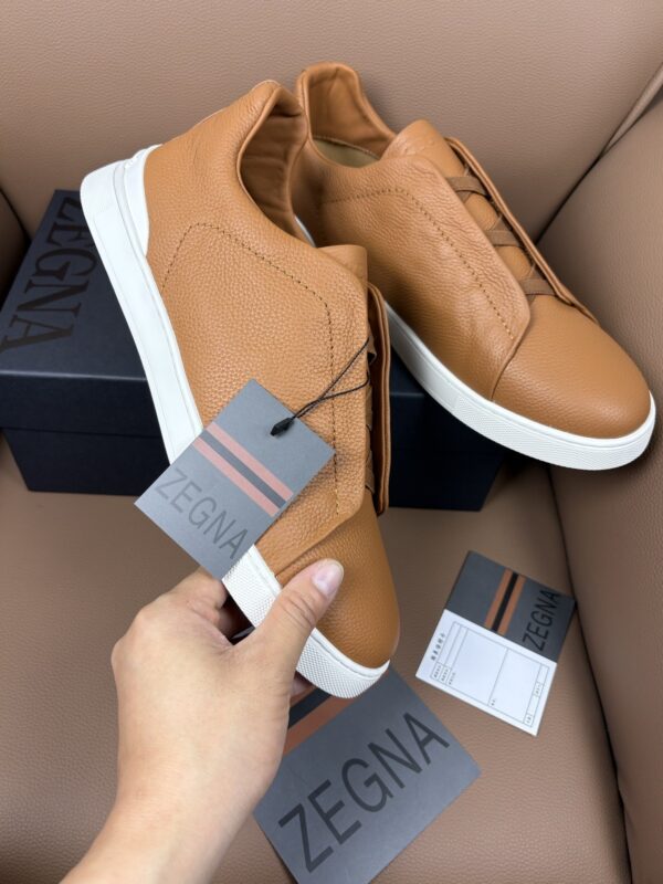sy_no_04A70846A6F14AE2FC6423032BC7838A_1 Caramel & Camel Textured Leather Slip-On Sneakers