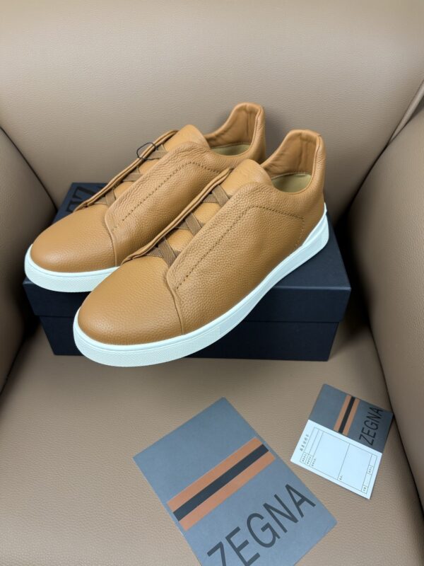 sy_no_04A70846A6F14AE2FC6423032BC7838A_5 Caramel & Camel Textured Leather Slip-On Sneakers
