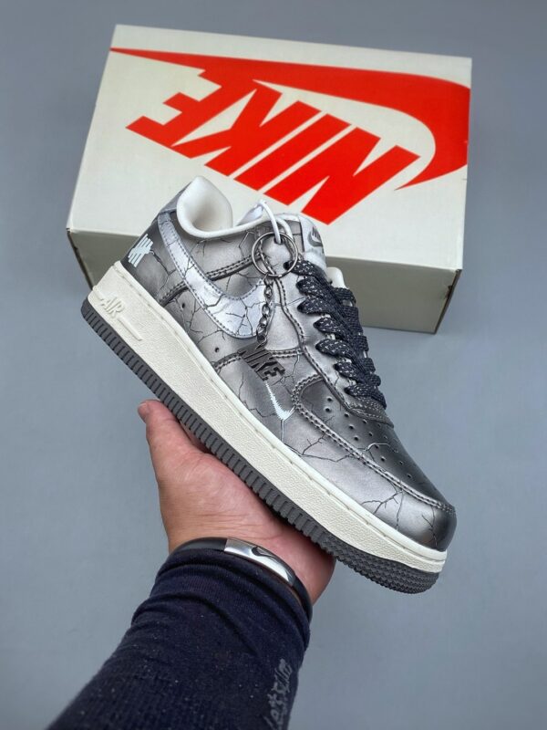 sy_no_054B35A4DE1F36E8B5BEB4BE2AD5C2CB_0 Nike Air Force 1 Low Custom Concept – Metallic Crackle Silver