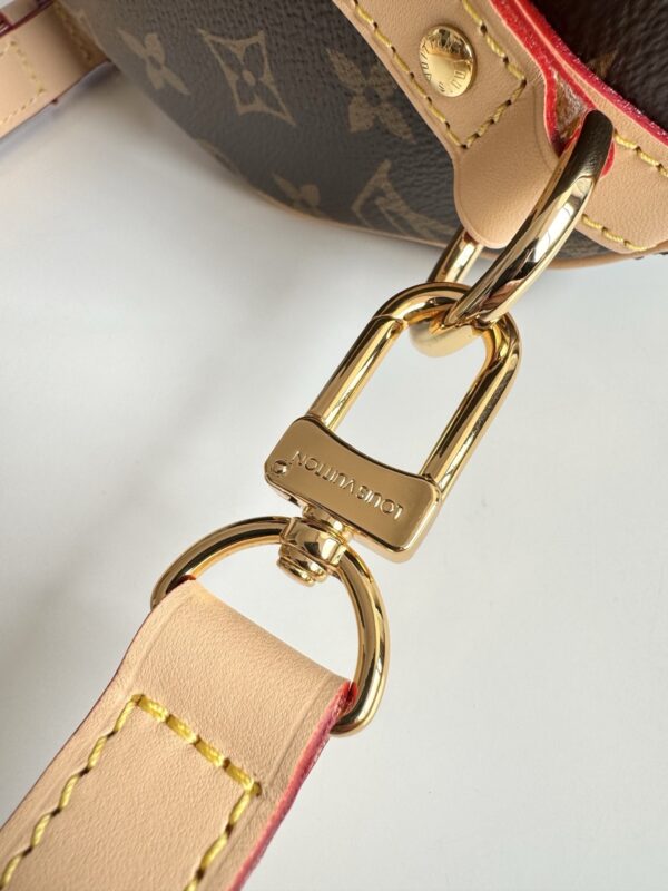 Louis Vuitton Speedy Bandoulière 30 Handbag