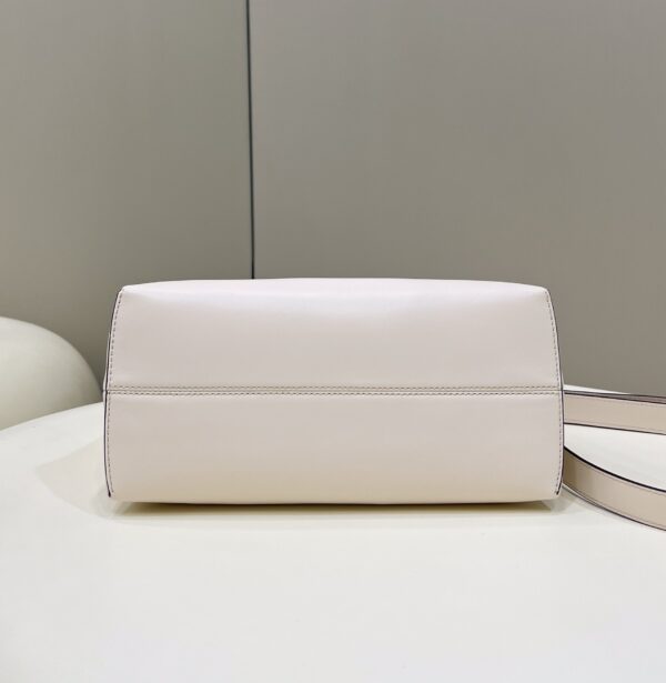 sy_no_057E875C67A1D68B365C21122E1C242A_3 Fendi By The Way Boston Bag