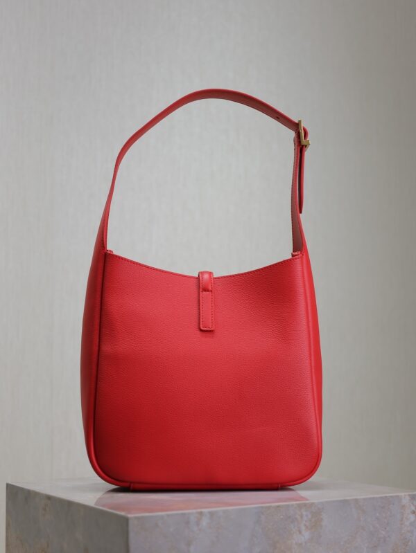 LE 5 À 7 Underarm Bag – Red