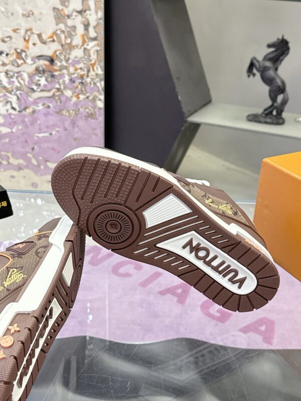 sy_no_07E04111C3E85D31E80613AEE229A5B6_8 Louis Vuitton LV Trainer Dark Brown & Tan Retro Sneakers