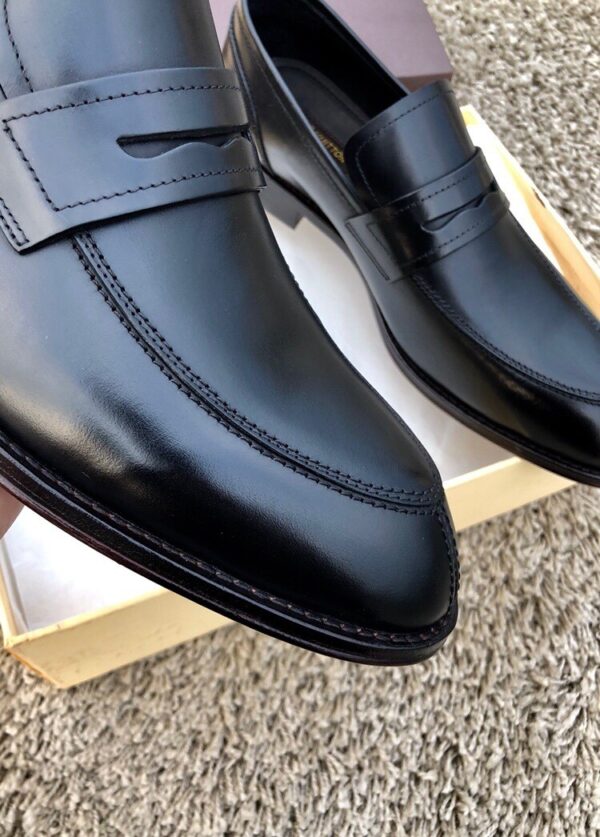 sy_no_0829EEE8F0D727F9161361BC7ADB8006_2 Black Smooth Calfskin Penny Loafers