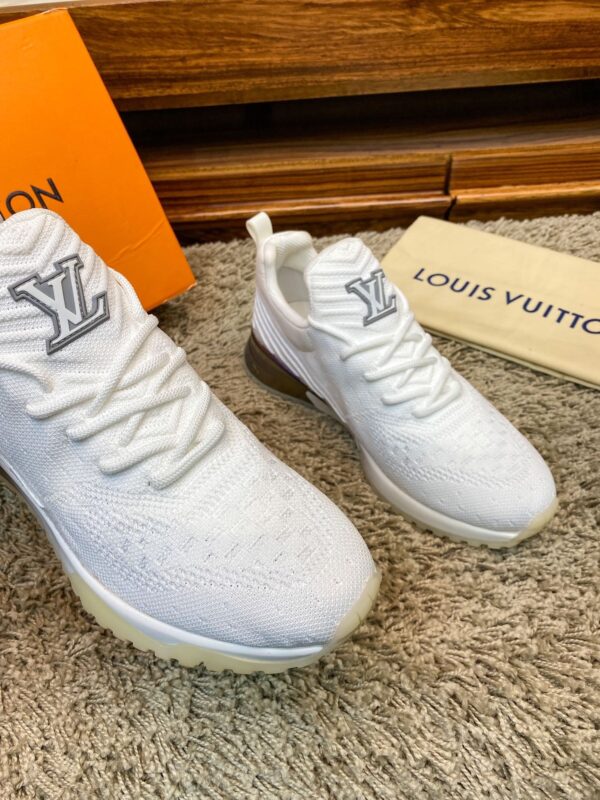 White Knit Gradient Purple Running Sneakers