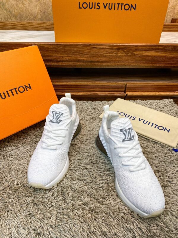 White Knit Gradient Purple Running Sneakers