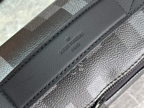 sy_no_0901805BE7DA8AB7D139BCAD5353D19D_5 Rush Belt Bag – Black Pixelated Damier