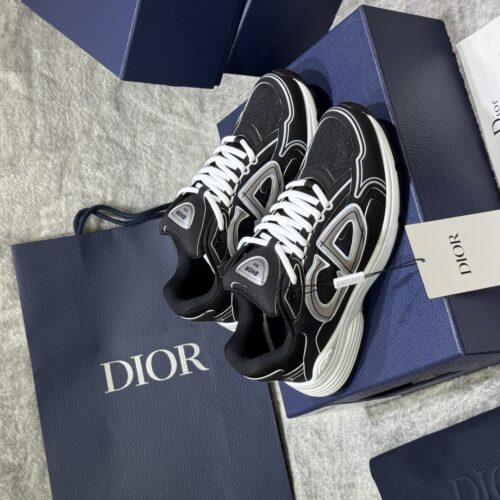 Black & White Retro Running Sneakers