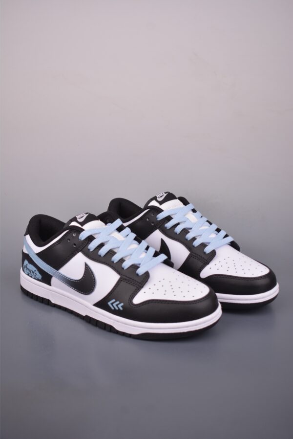 Nike Dunk Low Custom – Panda / Light Blue Sneakers