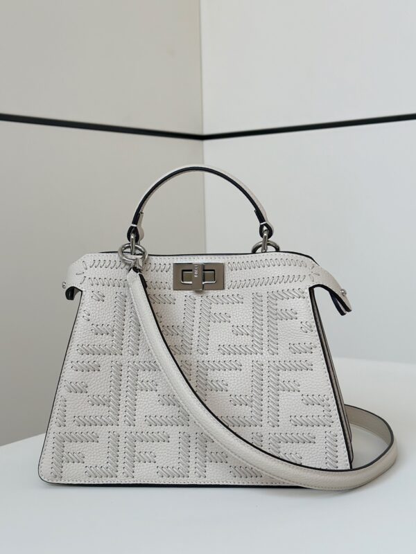 sy_no_0AECCD16280B657BBD94BBBE4BF3B91B_0 Fendi Peekaboo I See You Petite – Reversible Design