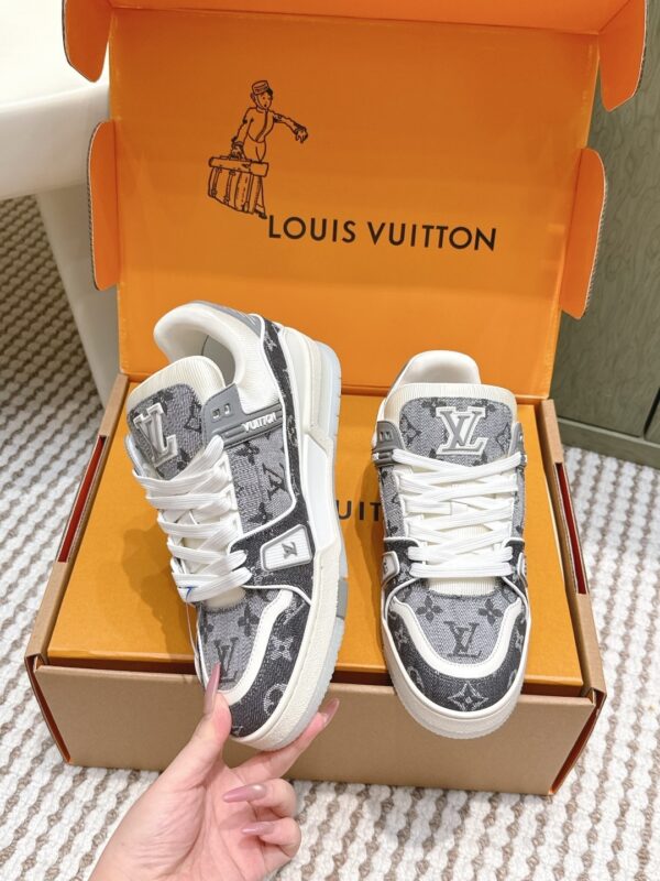 sy_no_0B8497058A1947AD57DF8554C22A8434_3 Louis Vuitton LV Trainer Maxi / LV Skate Black & Grey Monogram Denim Sneakers