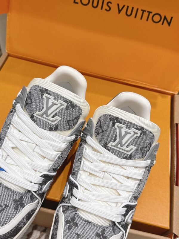 sy_no_0B8497058A1947AD57DF8554C22A8434_5 Louis Vuitton LV Trainer Maxi / LV Skate Black & Grey Monogram Denim Sneakers