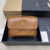 sy_no_0C4EEE908EF7232770A713749696A2A6_0 NIKI Medium Shoulder Bag – Waxed Brown Leather