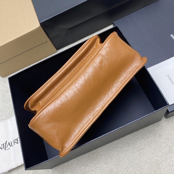sy_no_0C4EEE908EF7232770A713749696A2A6_3 NIKI Medium Shoulder Bag – Waxed Brown Leather