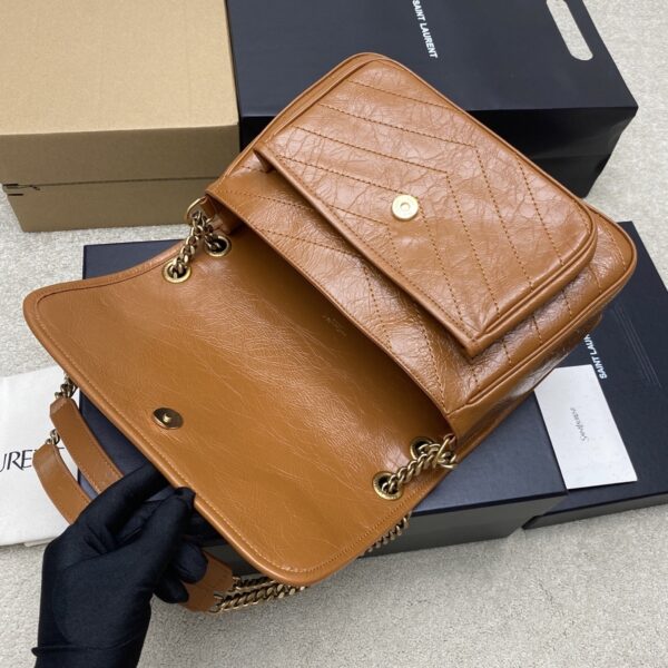 sy_no_0C4EEE908EF7232770A713749696A2A6_6 NIKI Medium Shoulder Bag – Waxed Brown Leather
