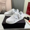 sy_no_0CDD0C80E659F25AAA34A6A99B8FA7DF_0 White Studded Retro Low-Top Sneakers