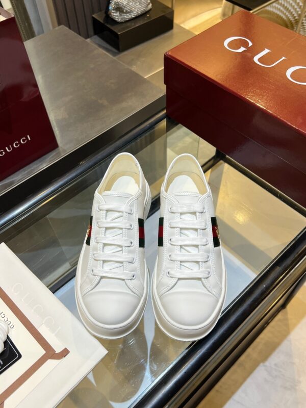 Gucci Re-Web Leather Sneaker in White with Gold Bee Embroidery & Green/Red Web