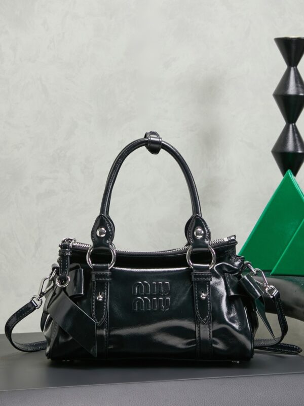 sy_no_0DED5097E409946C1D104F04FF0A64CC_0 New Miu Miu Biker-style Handbag