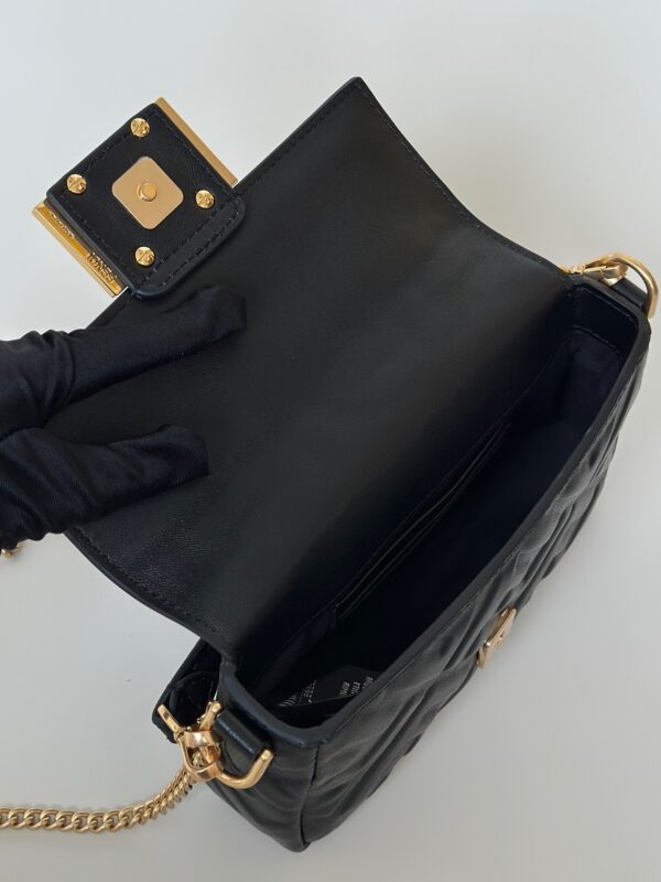 Fendi Baguette Handbag – Soft Lambskin