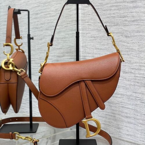 sy_no_0F112A4C8322565E2C2C0998CEE83A5F_0 DIOR Women’s Grained Calfskin Saddle Bag