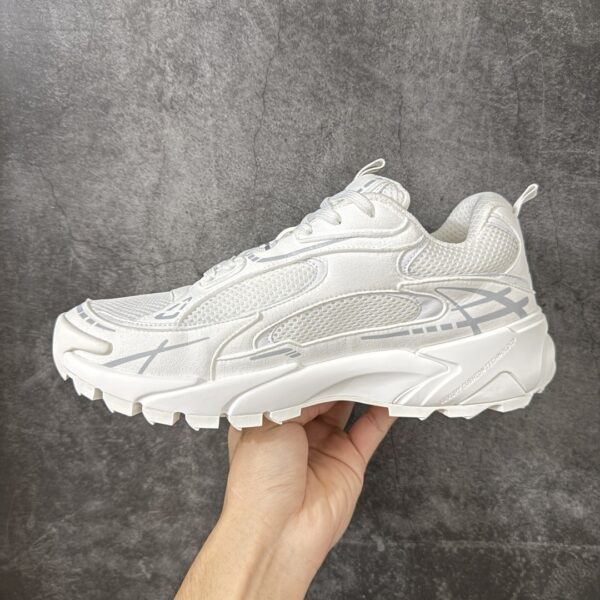 sy_no_0F8DF9751B6DCD4D00C053ADA3D14AE5_1 Louis Vuitton LV Rush White Technical Mesh Retro Runner Sneakers