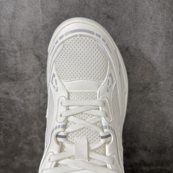 sy_no_0F8DF9751B6DCD4D00C053ADA3D14AE5_4 Louis Vuitton LV Rush White Technical Mesh Retro Runner Sneakers