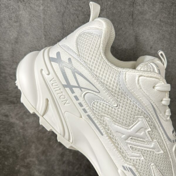 sy_no_0F8DF9751B6DCD4D00C053ADA3D14AE5_6 Louis Vuitton LV Rush White Technical Mesh Retro Runner Sneakers