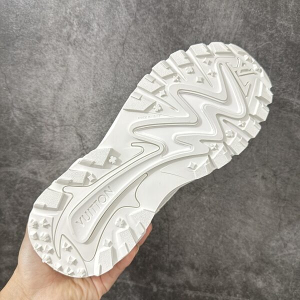 sy_no_0F8DF9751B6DCD4D00C053ADA3D14AE5_8 Louis Vuitton LV Rush White Technical Mesh Retro Runner Sneakers