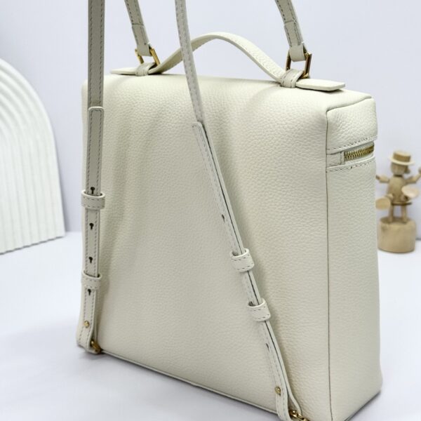 sy_no_113D7E3D9ACF5556CA4FEBDE3F7F87D7_8 L23.5 Backpack – Soft White with Gold Hardware
