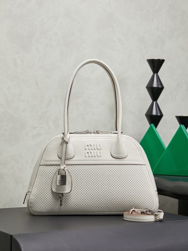 White Vivant Bowling Bag