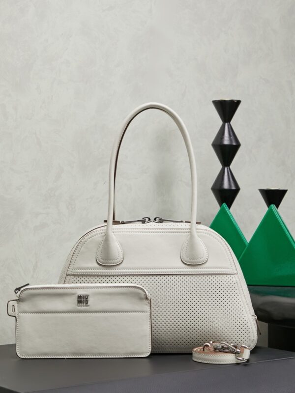 White Vivant Bowling Bag