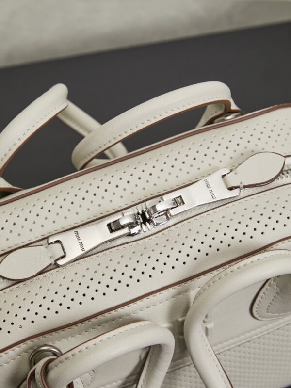 White Vivant Bowling Bag