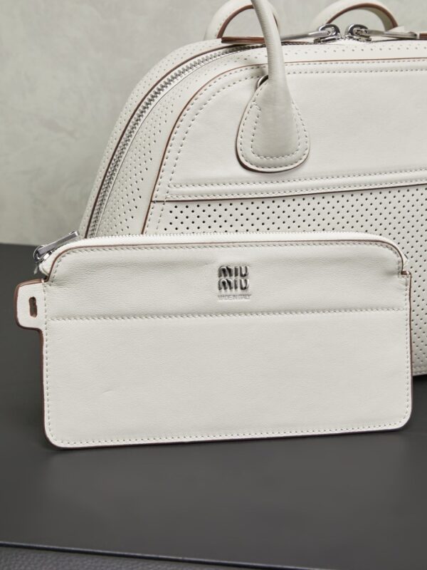 White Vivant Bowling Bag