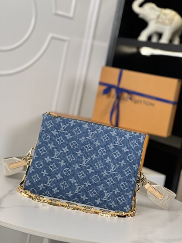 sy_no_12AF4CE1DEFBD697C10B69D769D0A96D_0 Louis Vuitton Coussin PM Handbag