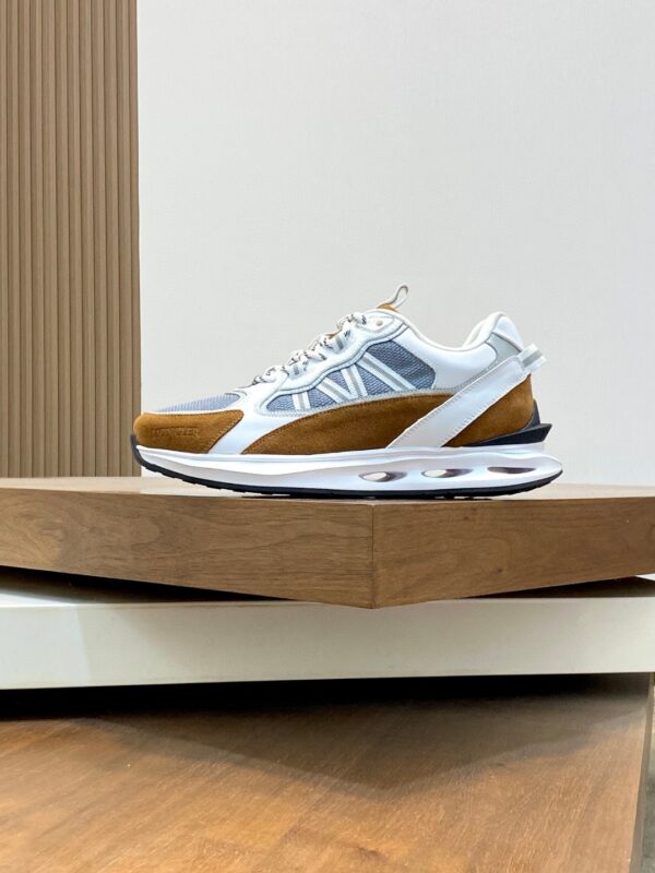 sy_no_14AA7F5DFDCA6224B8E85E8B794C3E6C_4 Brown & Khaki Lightweight Running Sneakers