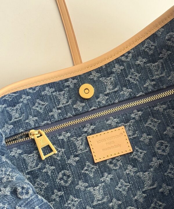sy_no_1566B8AD86DCCFD5E8E67739786A0DB3_8 Louis Vuitton CarryAll Cargo PM Handbag
