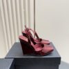 sy_no_162056802BD4F8AD0C8EF58038E083E5_4 Burgundy Patent Leather Square-Toe Wedge Heels