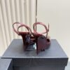 sy_no_162056802BD4F8AD0C8EF58038E083E5_5 Burgundy Patent Leather Square-Toe Wedge Heels