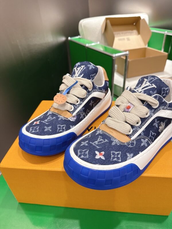 sy_no_169A603CCEDF0D0A02B92306B2B1E224_6 Louis Vuitton LV Groovy Blue Monogram Denim Chunky Skate Sneakers